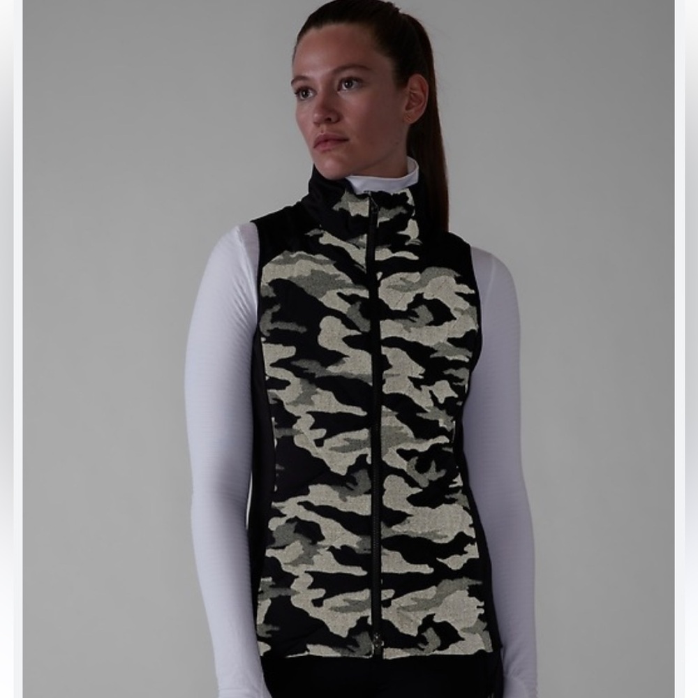 Athleta Inlet Camo running vest, reflective
